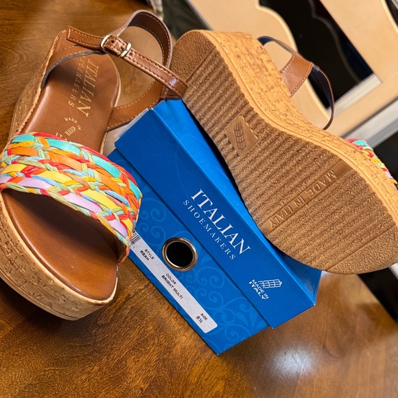 Italian Shoemakers Colorful Wedge Sandals Size 6.5 - Picture 3 of 5